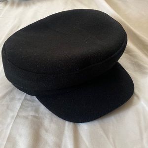 HM Newboys cap in New condition